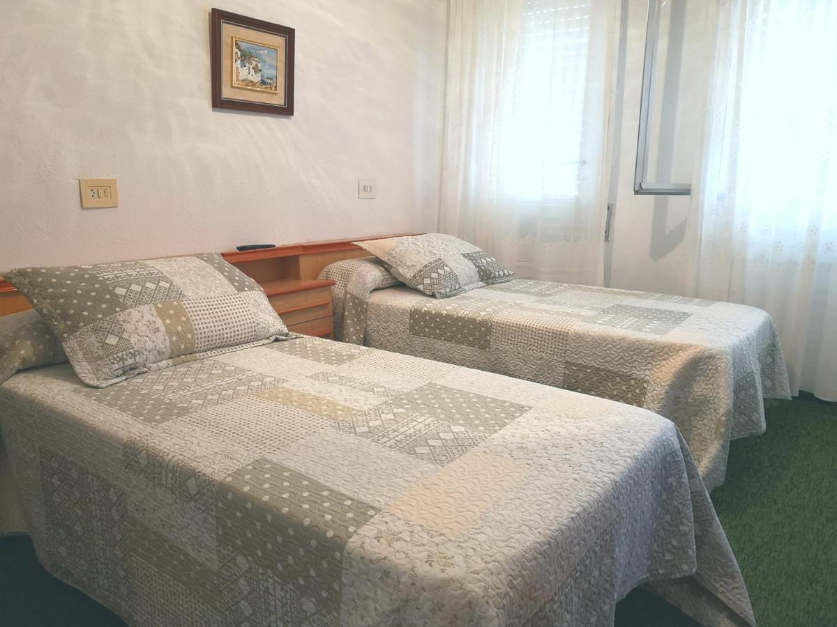 Hostal Vina Outes Exterior photo